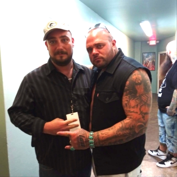 Meet your Posher, Chris - Picture 16 of 16